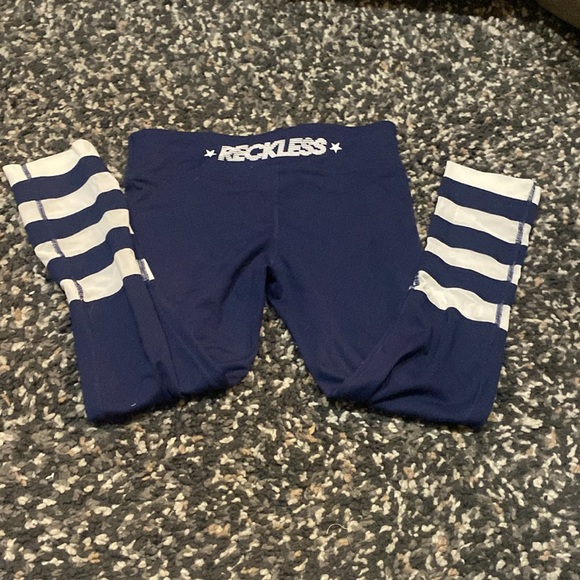 Young & Reckless Yoga Pants Blue and White Size Small See Pics - Picture 3 of 7